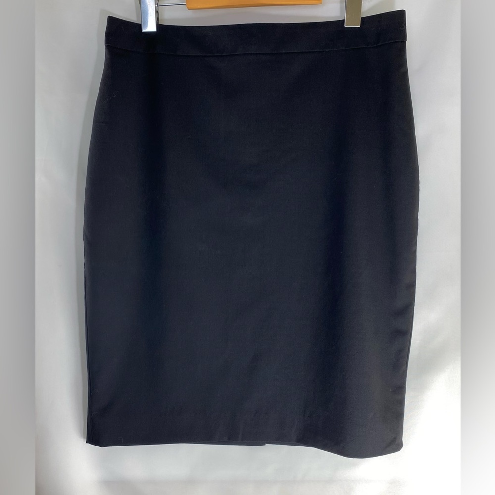 Banana Republic Black Skirt Sz 8 Classic Career Capsule Office Elegant Simple